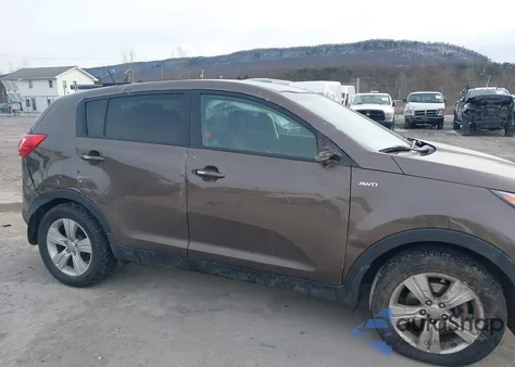 2012 Kia Sportage Lx z USA, uszkodzony, nr VIN KNDPBCA2XC7285084